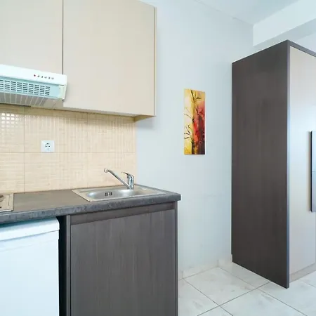 Irene Apartment *