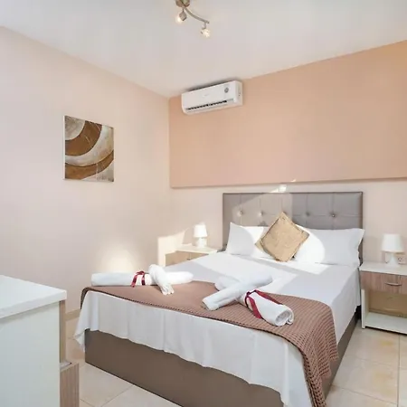 Irene * Skála Marión