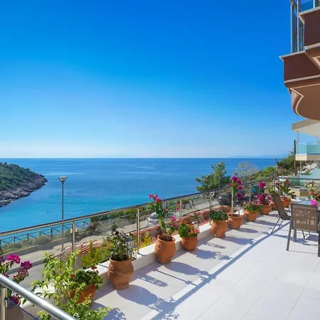 Irene * Skála Marión